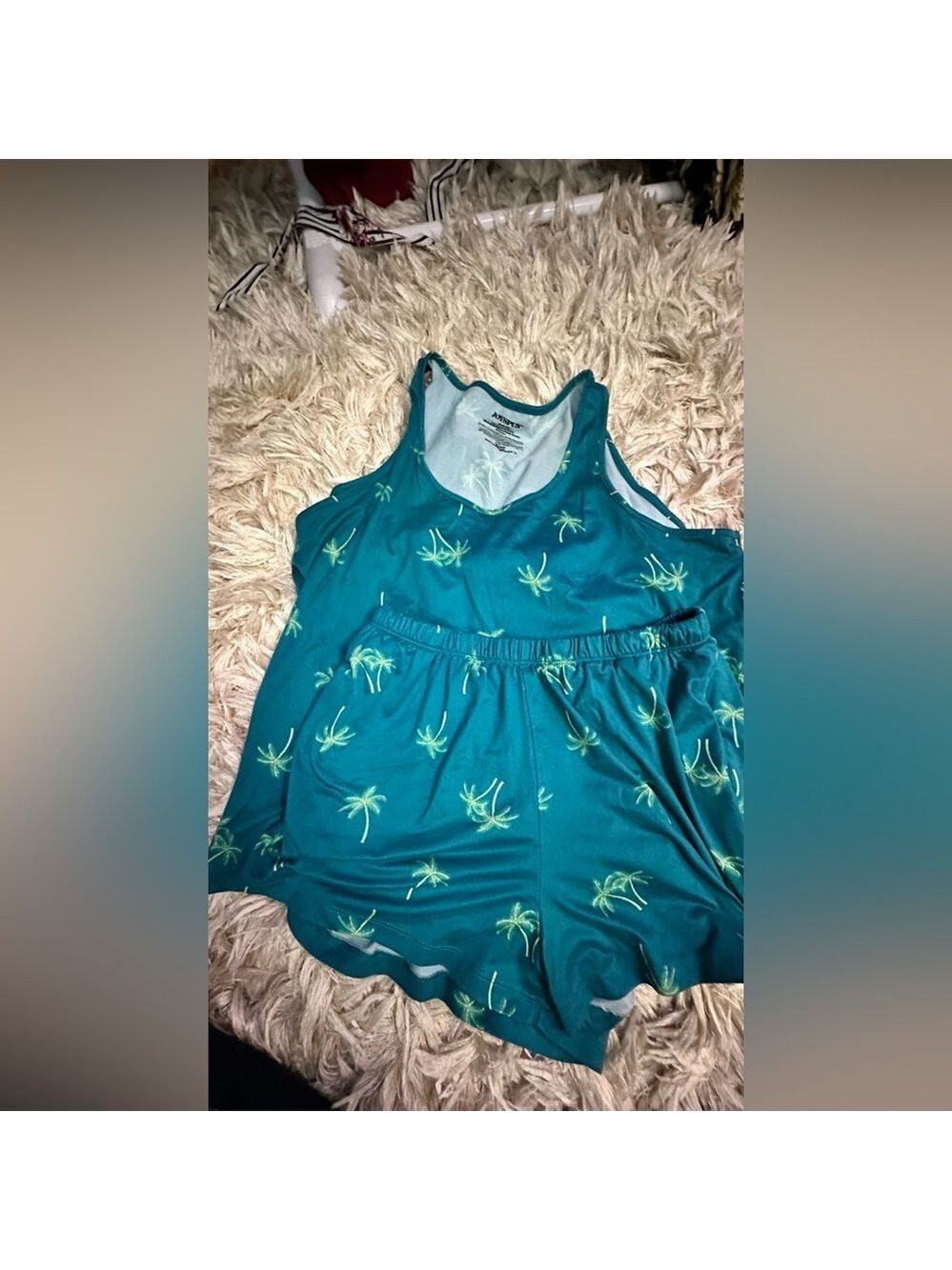 2 Joyspun Women's Pajama Sets - Picture 4 of 8